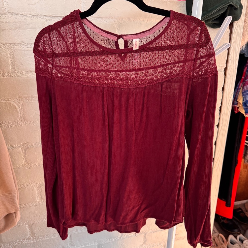 Maroon top with lace
